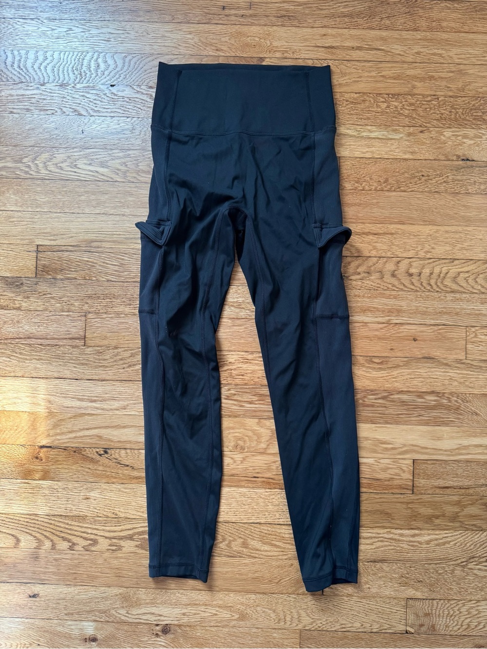 OFFLINE by Aerie Black High-Waist Leggings with Side Pockets, Size Medium